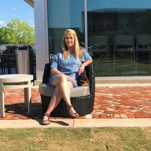 Meet your Posher, Priscilla